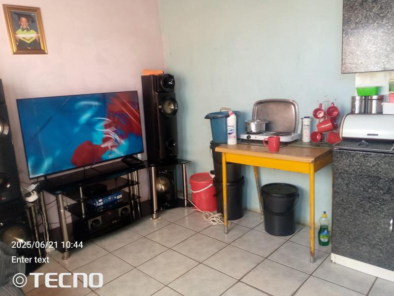 2 Bedroom Property for Sale in Tsakane Gauteng
