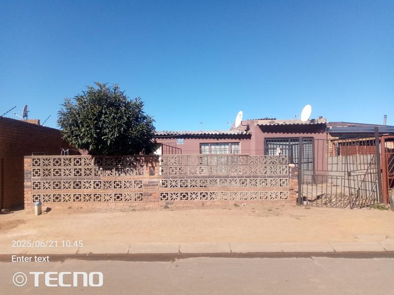 2 Bedroom Property for Sale in Tsakane Gauteng