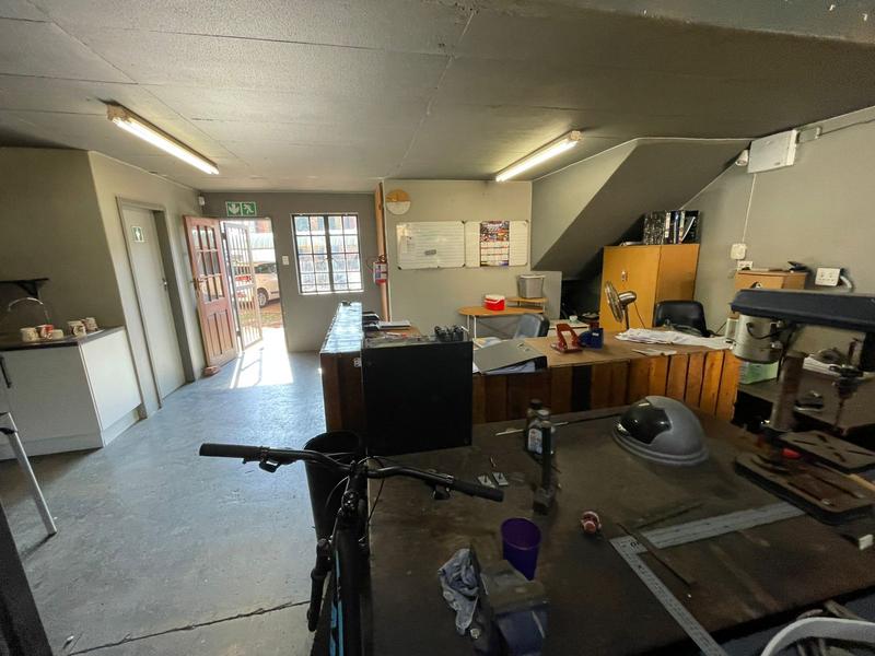 To Let commercial Property for Rent in Hennopspark Gauteng