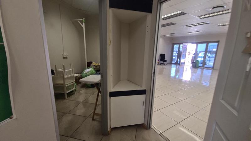 To Let commercial Property for Rent in Lynnwood Ridge Gauteng
