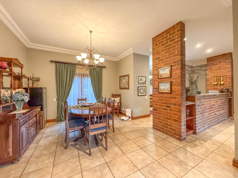 5 Bedroom Property for Sale in Midstream Estate Gauteng