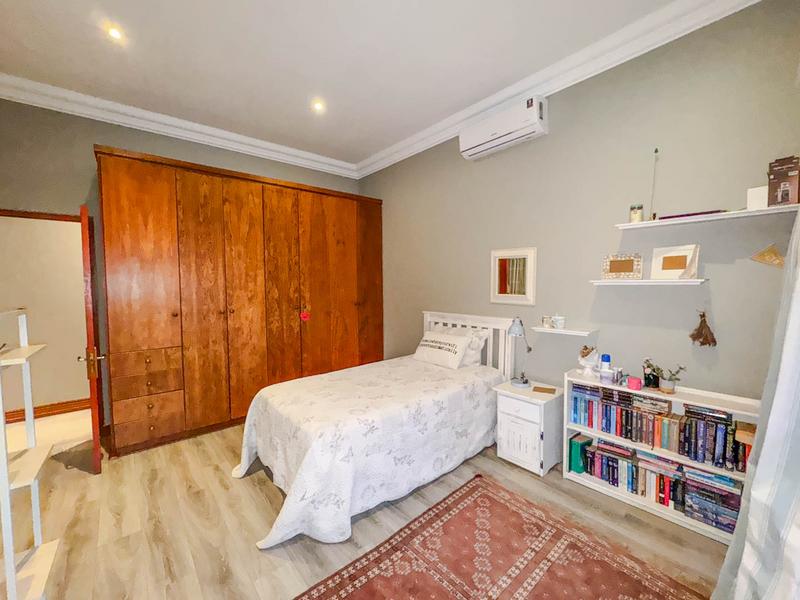 5 Bedroom Property for Sale in Midstream Estate Gauteng
