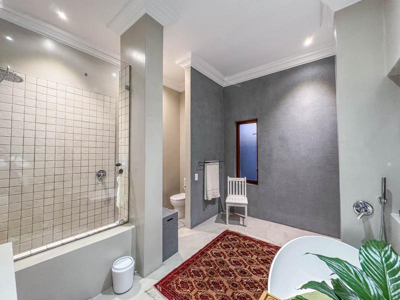 5 Bedroom Property for Sale in Midstream Estate Gauteng