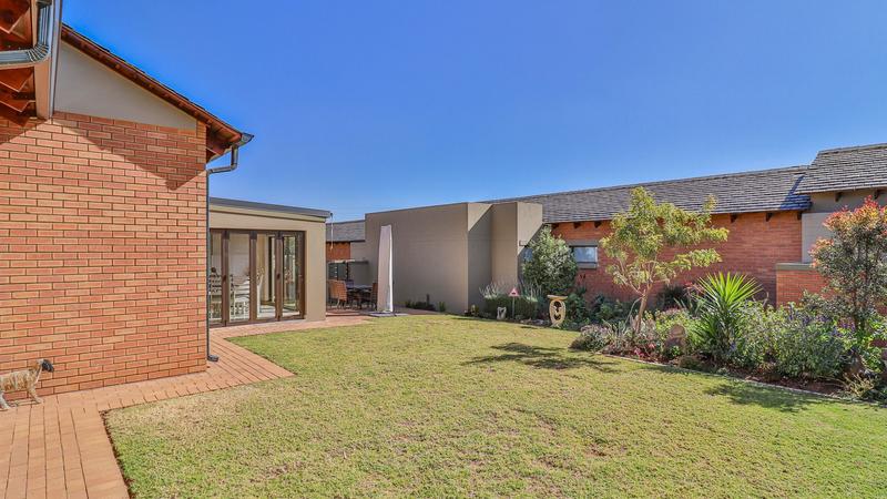 2 Bedroom Property for Sale in Retire at Midstream Gauteng