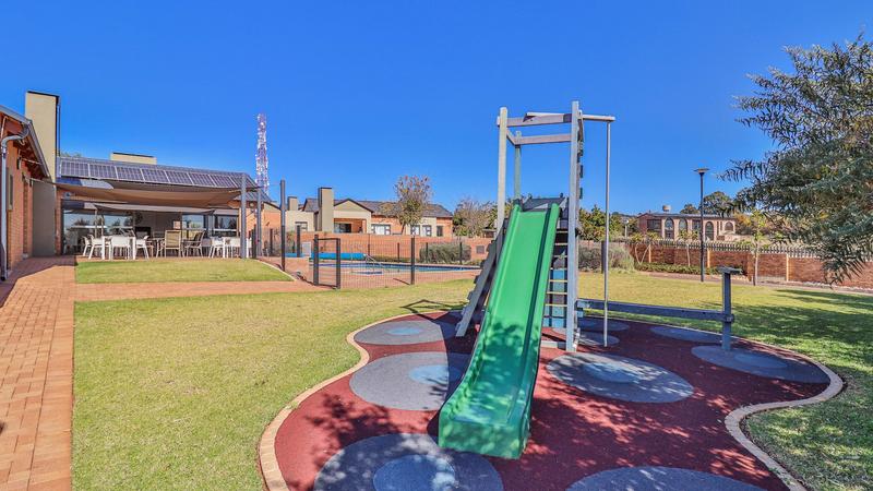 2 Bedroom Property for Sale in Retire at Midstream Gauteng