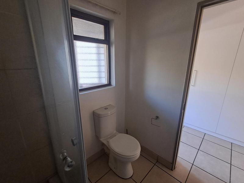 To Let 1 Bedroom Property for Rent in Beverley Gauteng