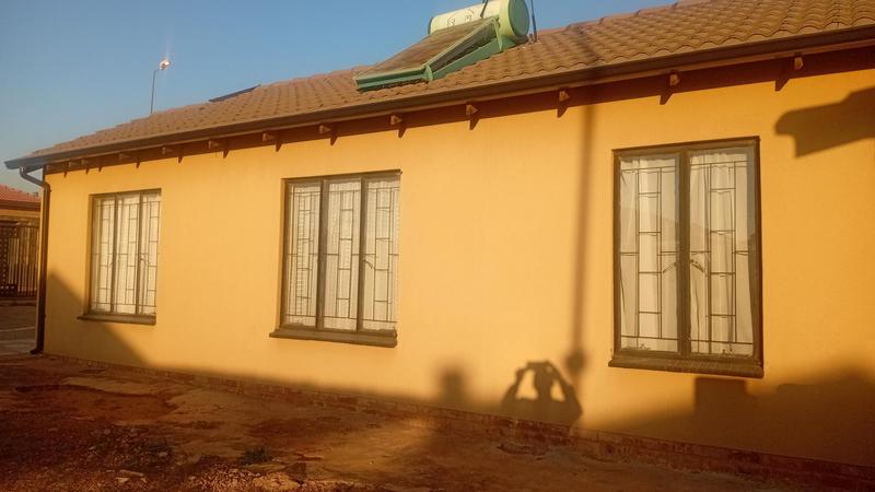 3 Bedroom Property for Sale in Soshanguve VV Gauteng