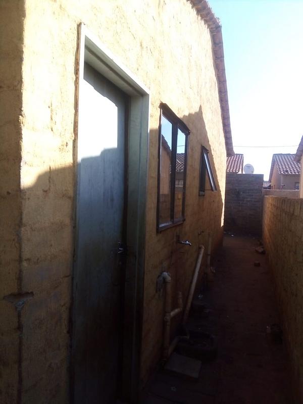 2 Bedroom Property for Sale in Soshanguve XX Gauteng
