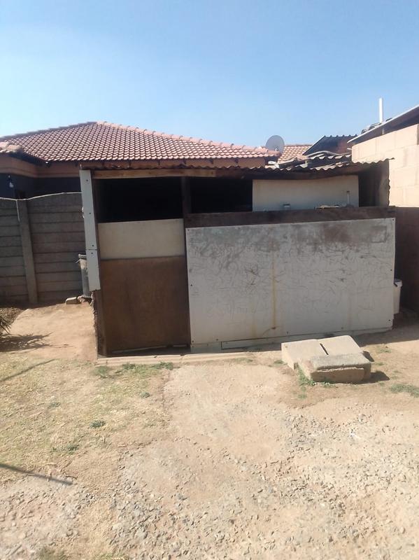 2 Bedroom Property for Sale in Tsakane Gauteng