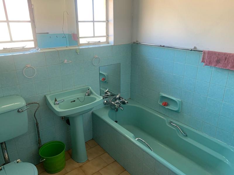To Let 3 Bedroom Property for Rent in Birch Acres Gauteng