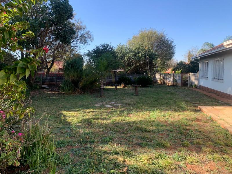 To Let 3 Bedroom Property for Rent in Birch Acres Gauteng