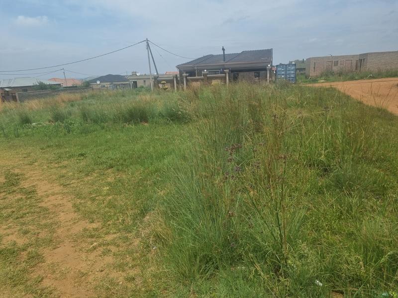 0 Bedroom Property for Sale in Mohlakeng Gauteng