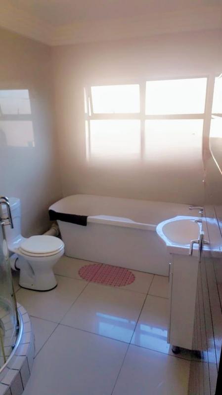 To Let 3 Bedroom Property for Rent in Eveleigh Gauteng