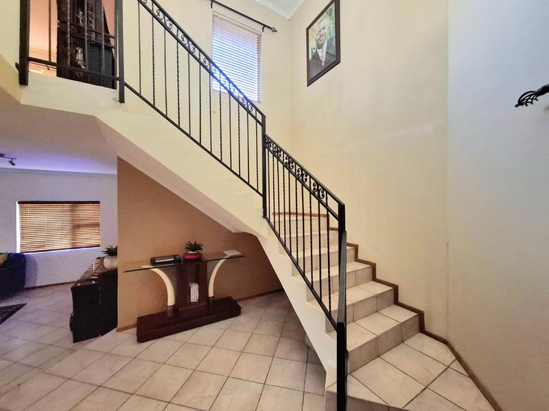 4 Bedroom Property for Sale in Erasmuskloof Gauteng
