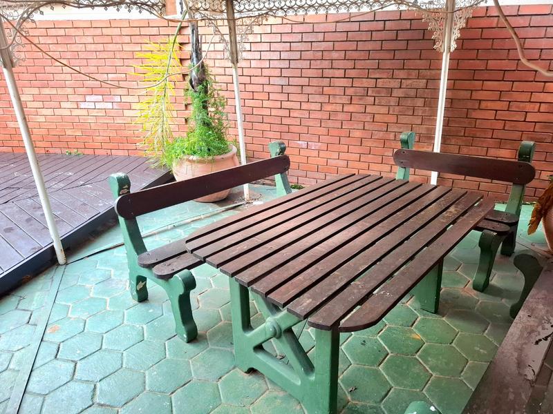 4 Bedroom Property for Sale in Erasmuskloof Gauteng