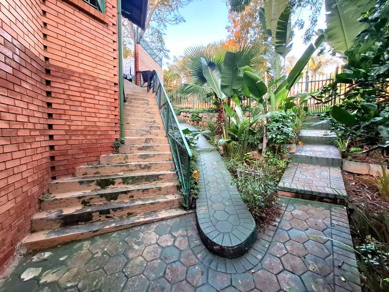 4 Bedroom Property for Sale in Erasmuskloof Gauteng