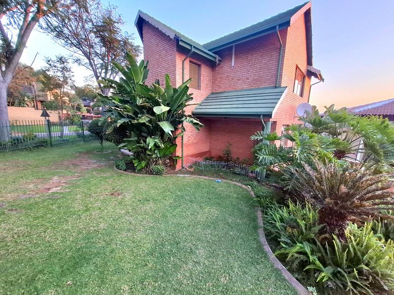 4 Bedroom Property for Sale in Erasmuskloof Gauteng