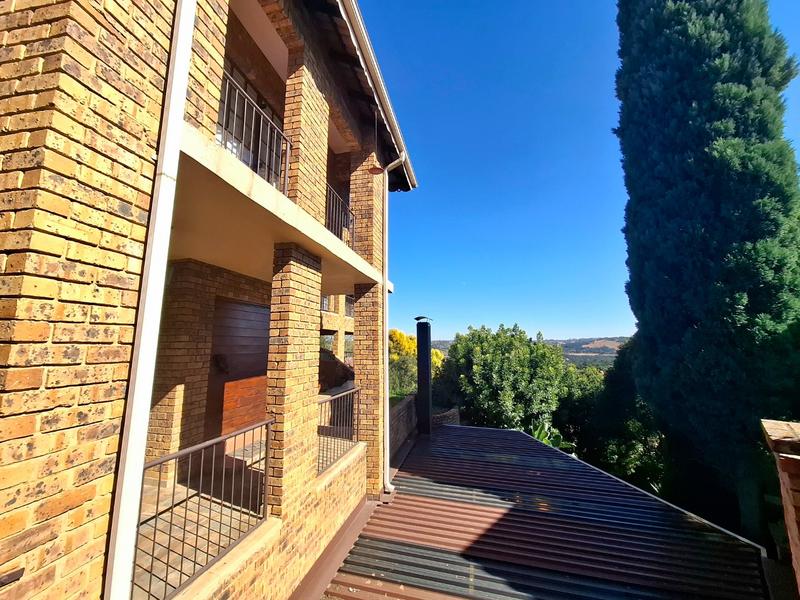 6 Bedroom Property for Sale in Erasmuskloof Gauteng