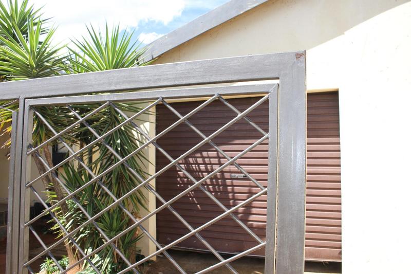 To Let 3 Bedroom Property for Rent in Kagiso Gauteng