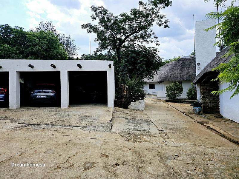 To Let 4 Bedroom Property for Rent in Morningside Gauteng