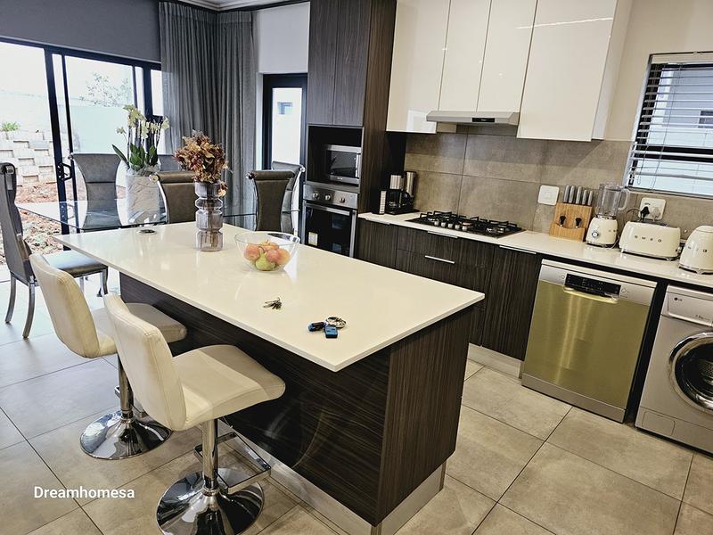 To Let 3 Bedroom Property for Rent in Morningside Gauteng