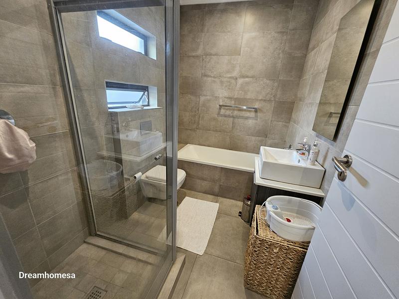 To Let 3 Bedroom Property for Rent in Morningside Gauteng