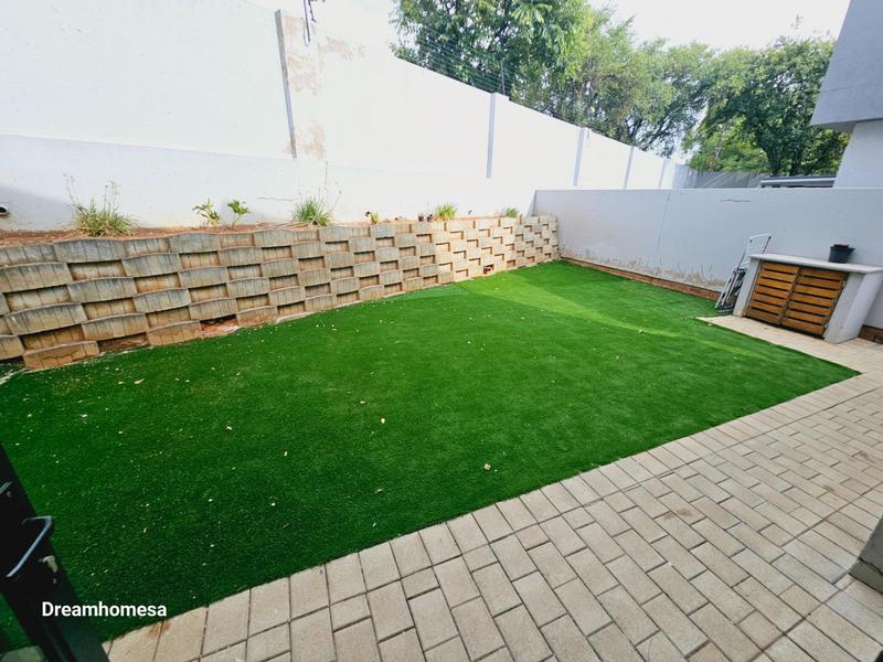 To Let 3 Bedroom Property for Rent in Morningside Gauteng