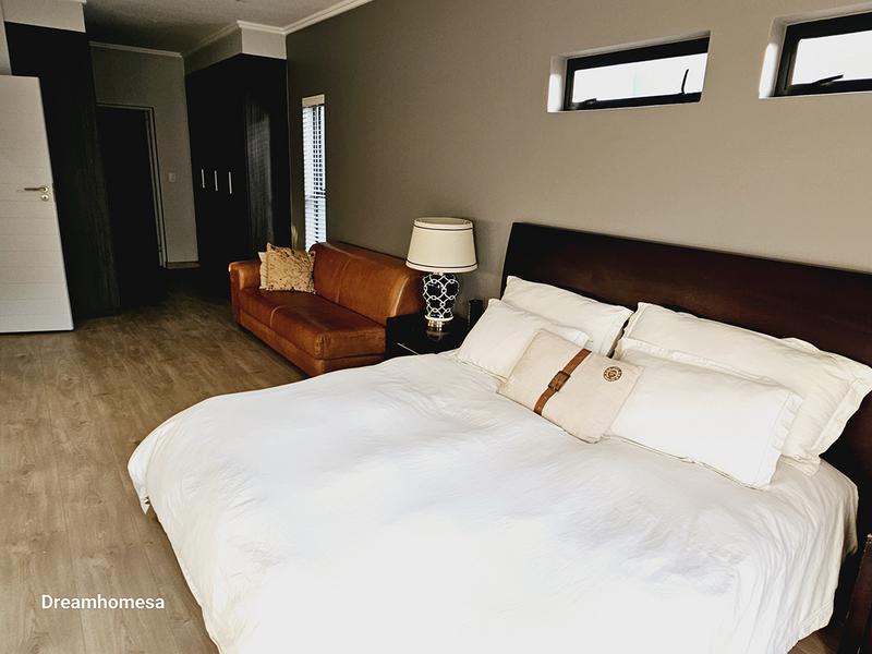 To Let 3 Bedroom Property for Rent in Morningside Gauteng