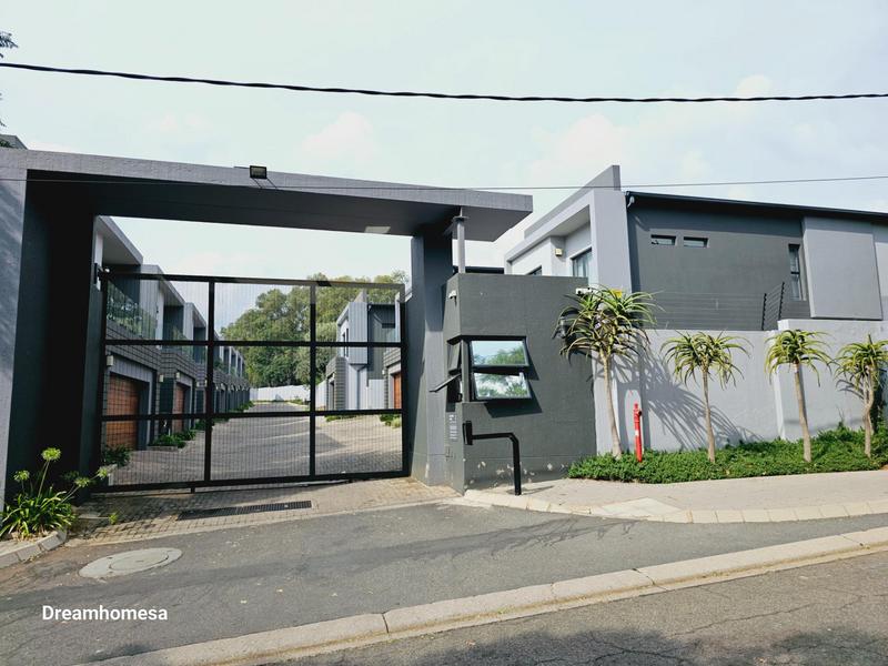 To Let 3 Bedroom Property for Rent in Morningside Gauteng