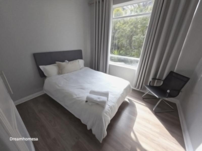 To Let 5 Bedroom Property for Rent in Sandown Gauteng