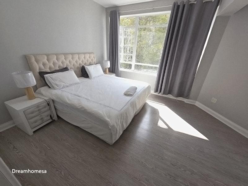 To Let 5 Bedroom Property for Rent in Sandown Gauteng