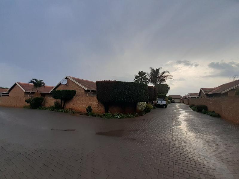 3 Bedroom Property for Sale in Annlin Gauteng
