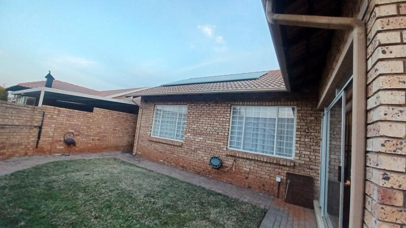3 Bedroom Property for Sale in Annlin Gauteng