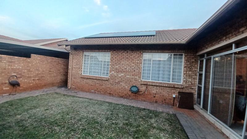 3 Bedroom Property for Sale in Annlin Gauteng