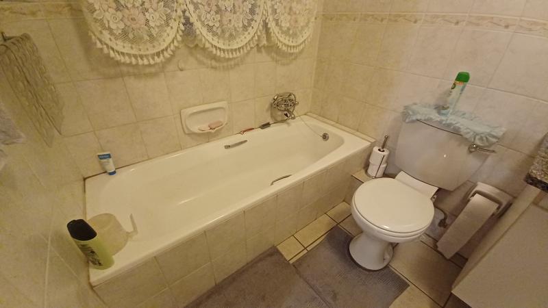 3 Bedroom Property for Sale in Annlin Gauteng