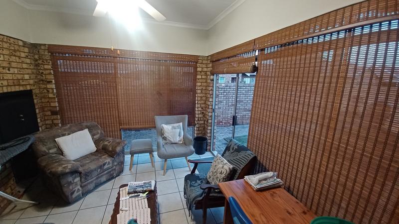 3 Bedroom Property for Sale in Annlin Gauteng