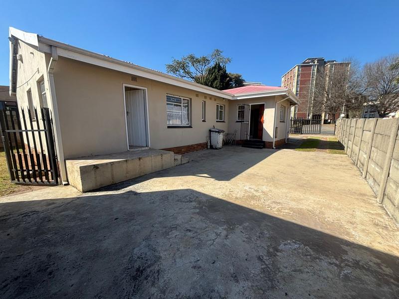 3 Bedroom Property for Sale in Sophiatown Gauteng