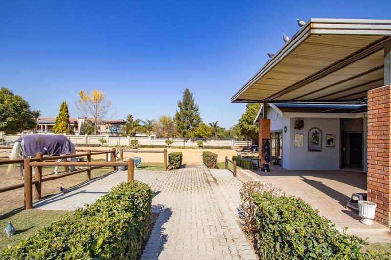 4 Bedroom Property for Sale in Beaulieu Gauteng