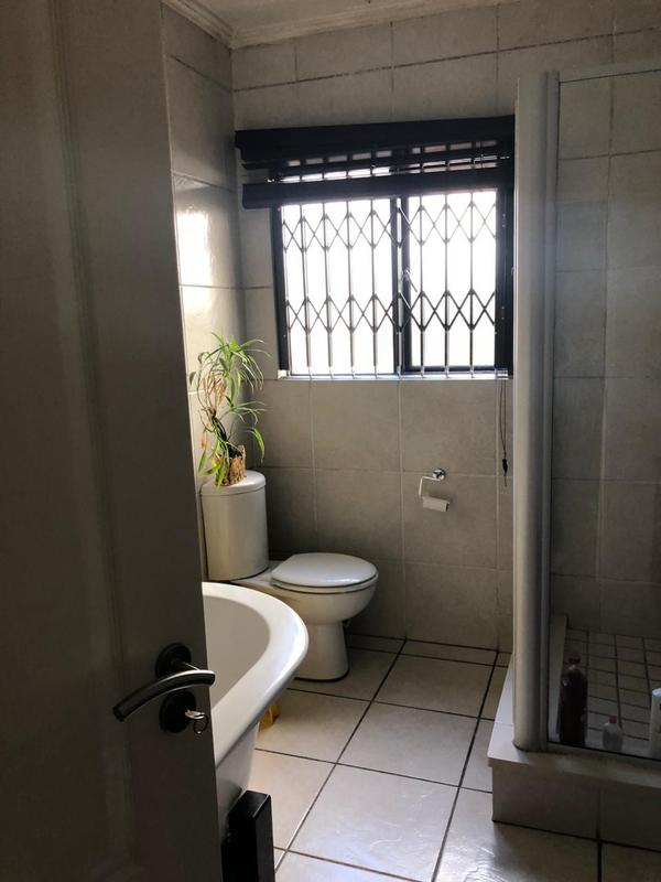 To Let 3 Bedroom Property for Rent in Sunninghill Gauteng