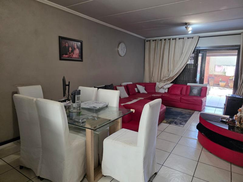 To Let 3 Bedroom Property for Rent in Sunninghill Gauteng