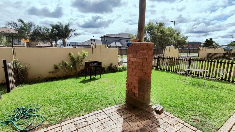2 Bedroom Property for Sale in Montana Tuine Gauteng