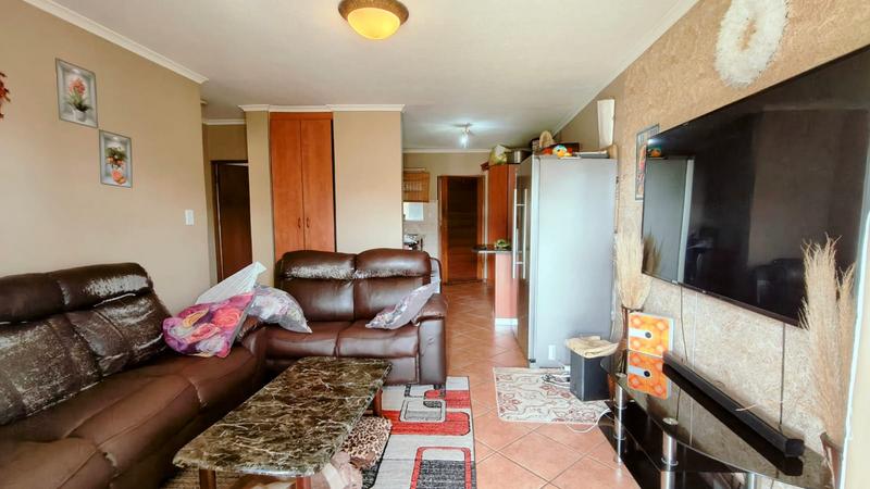 2 Bedroom Property for Sale in Montana Tuine Gauteng