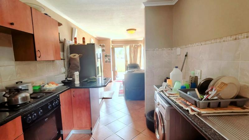 2 Bedroom Property for Sale in Montana Tuine Gauteng