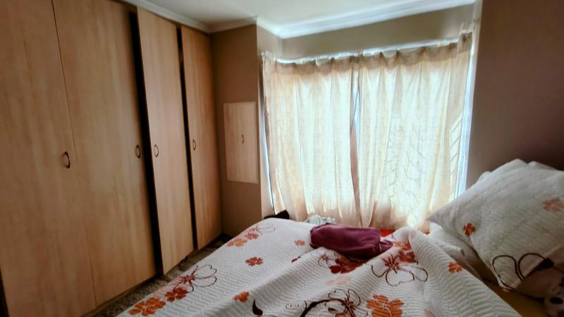 2 Bedroom Property for Sale in Montana Tuine Gauteng