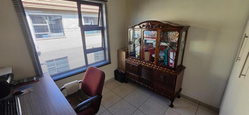 3 Bedroom Property for Sale in Ravenswood Gauteng