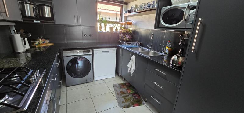 3 Bedroom Property for Sale in Ravenswood Gauteng