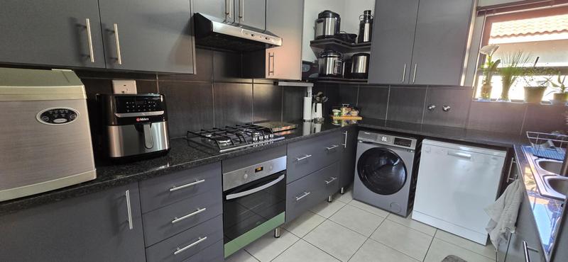 3 Bedroom Property for Sale in Ravenswood Gauteng