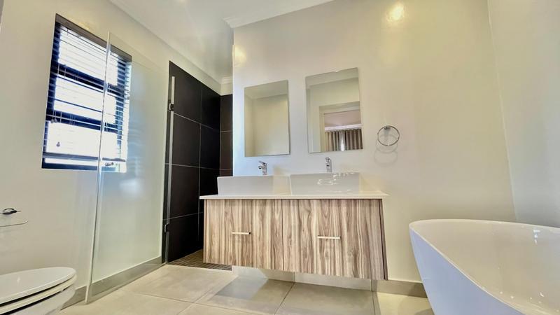 4 Bedroom Property for Sale in Kyalami Ah Gauteng