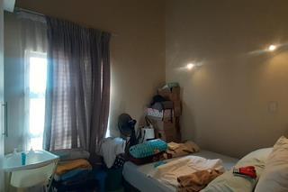 2 Bedroom Property for Sale in Rooihuiskraal North Gauteng