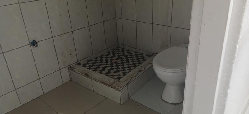 6 Bedroom Property for Sale in Tembisa Gauteng